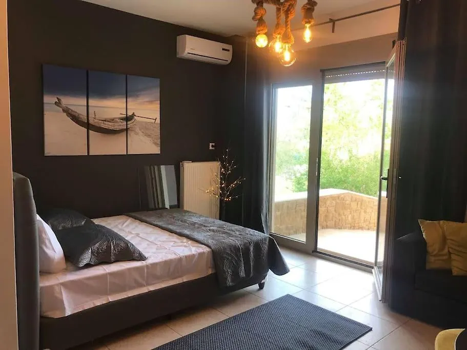 New Sun And Sea Apartment In A 4 Acres Garden Nea Moudania Grecia